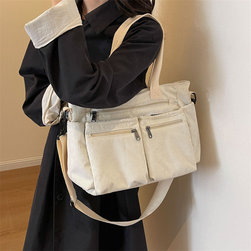 Oliva | Praktisk Toteveske