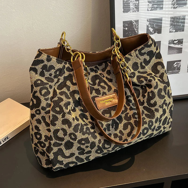 Carina | Statement-veske med dyreprint