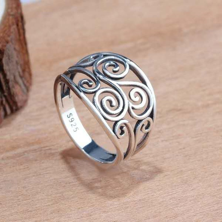 Erin – Vintage Sølv Hult Ring