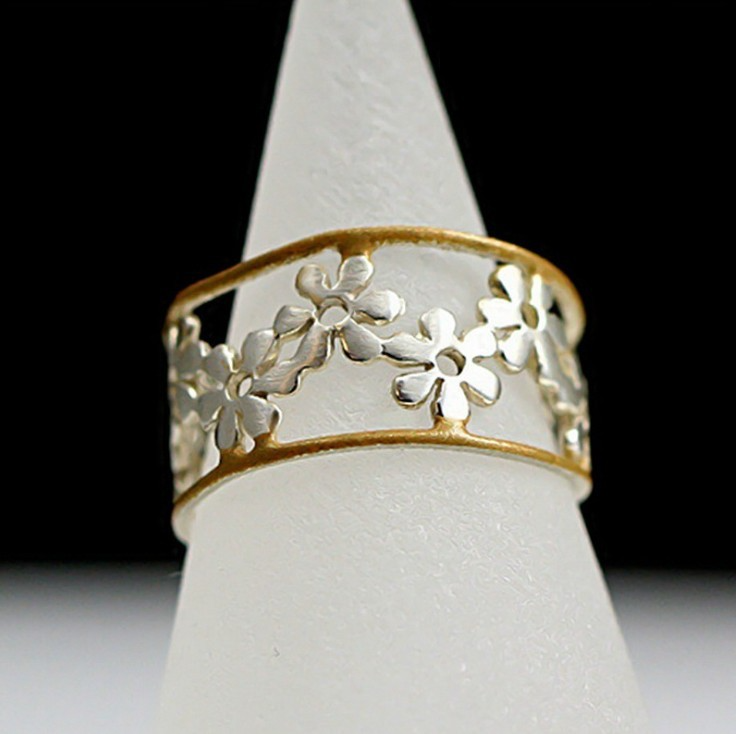 Indie – Uregelmessig Hult Daisy Ring
