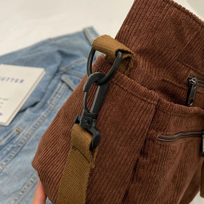 Oliva | Praktisk Toteveske