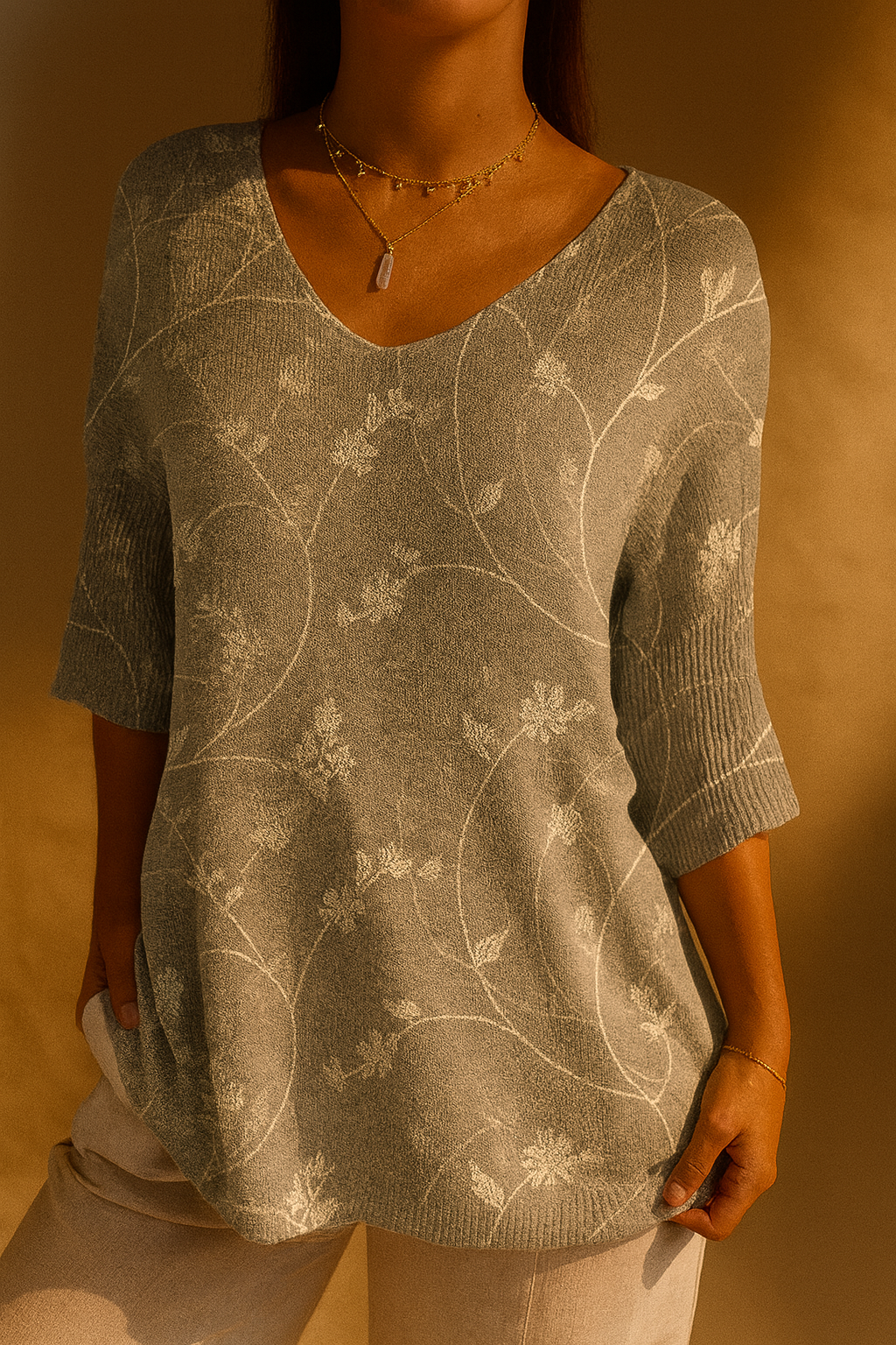 Tirilja | Klassisk Bluse med Diskré Eleganse