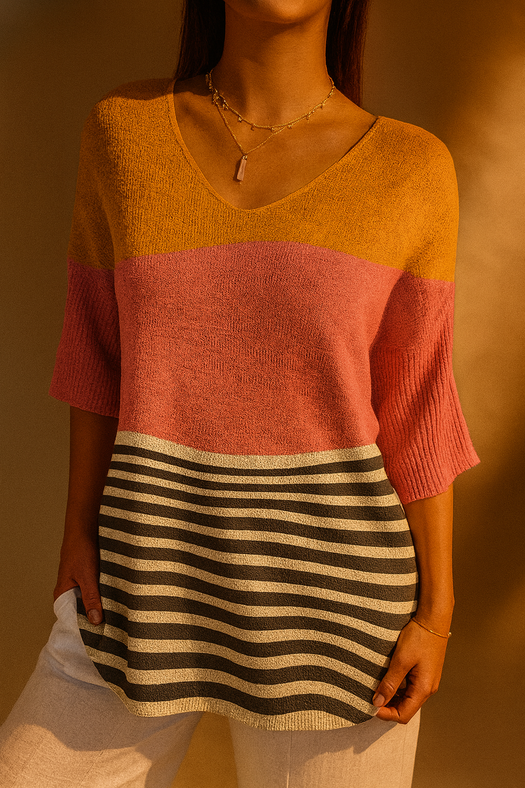 Jorunn | Moderne Bluse med Unikt Uttrykk