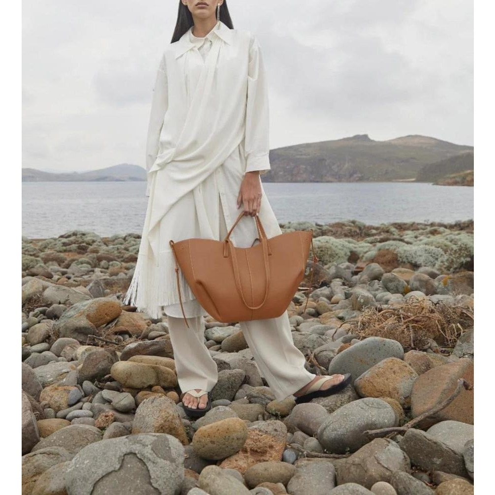 Mara | Taupe Skinn Toteveske i Oversized Design