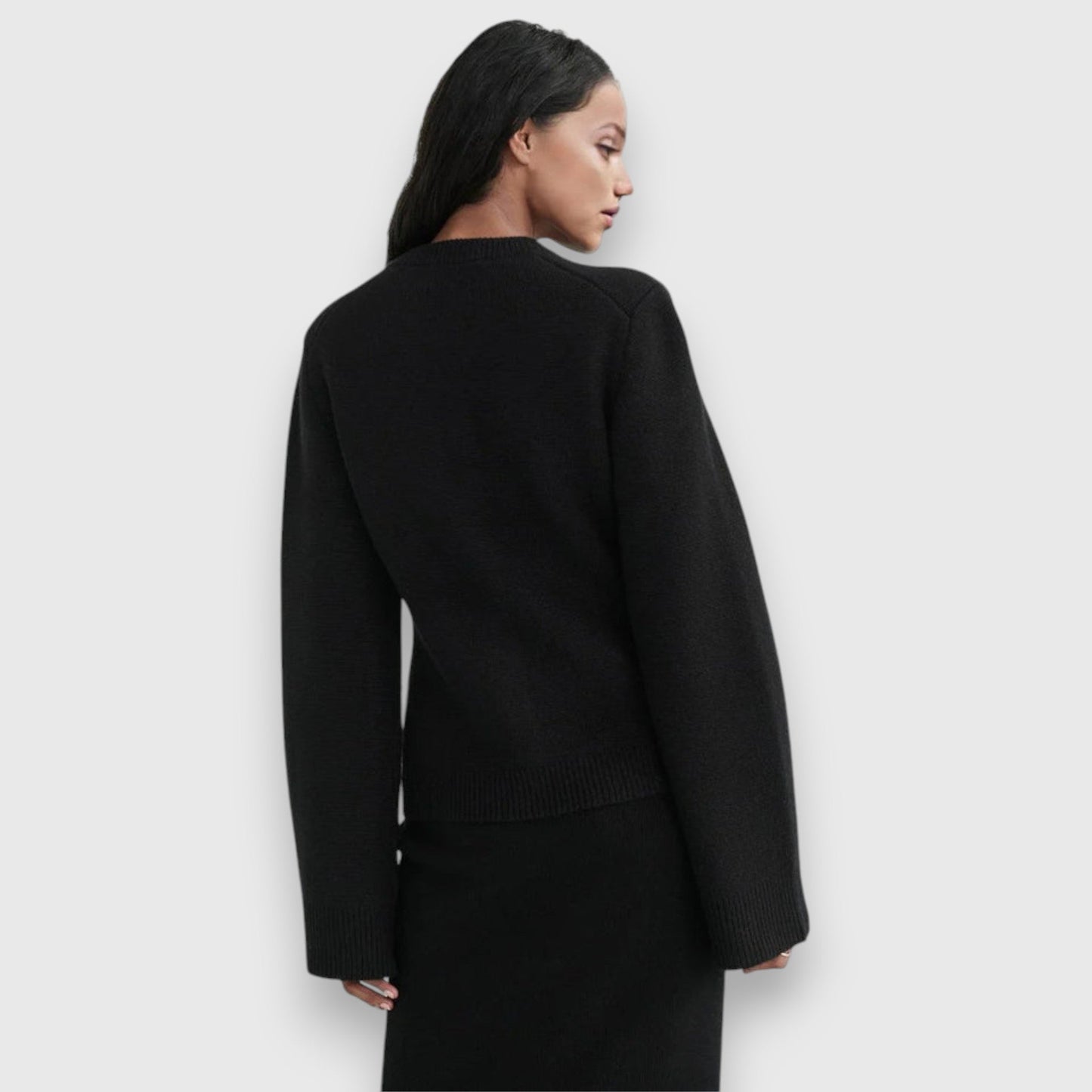 Ragnhild | Elegant Cardigan med Klassiske Knapper