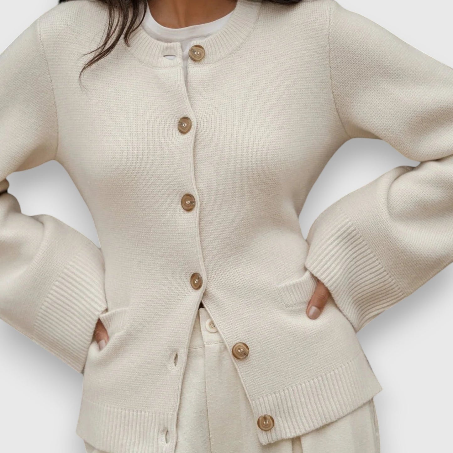 Ragnhild | Elegant Cardigan med Klassiske Knapper