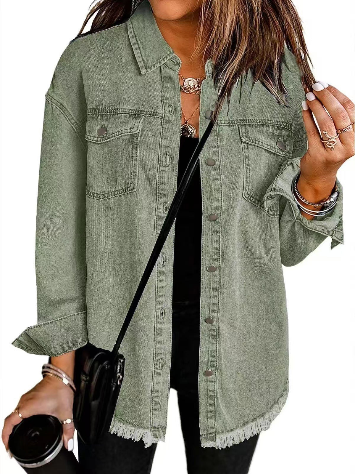 Jartrud | Trendy Denimskjorte med Rå Kant