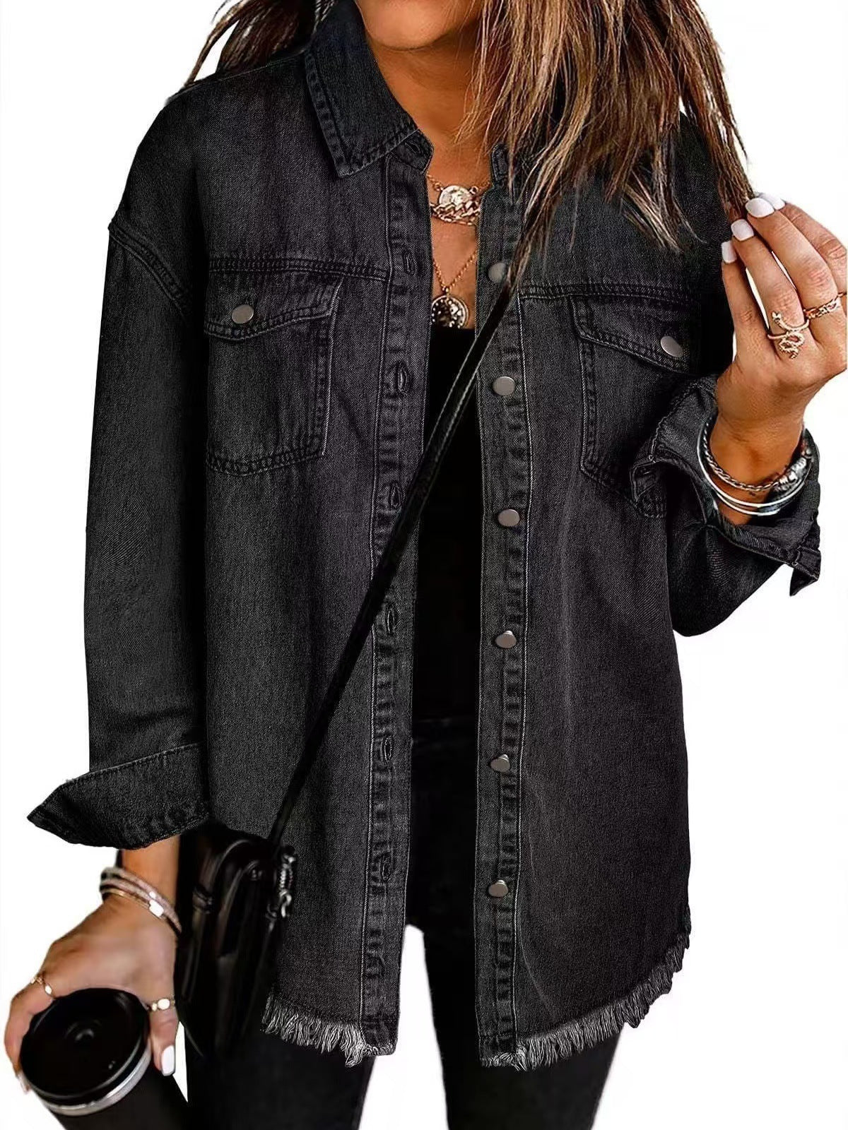 Jartrud | Trendy Denimskjorte med Rå Kant