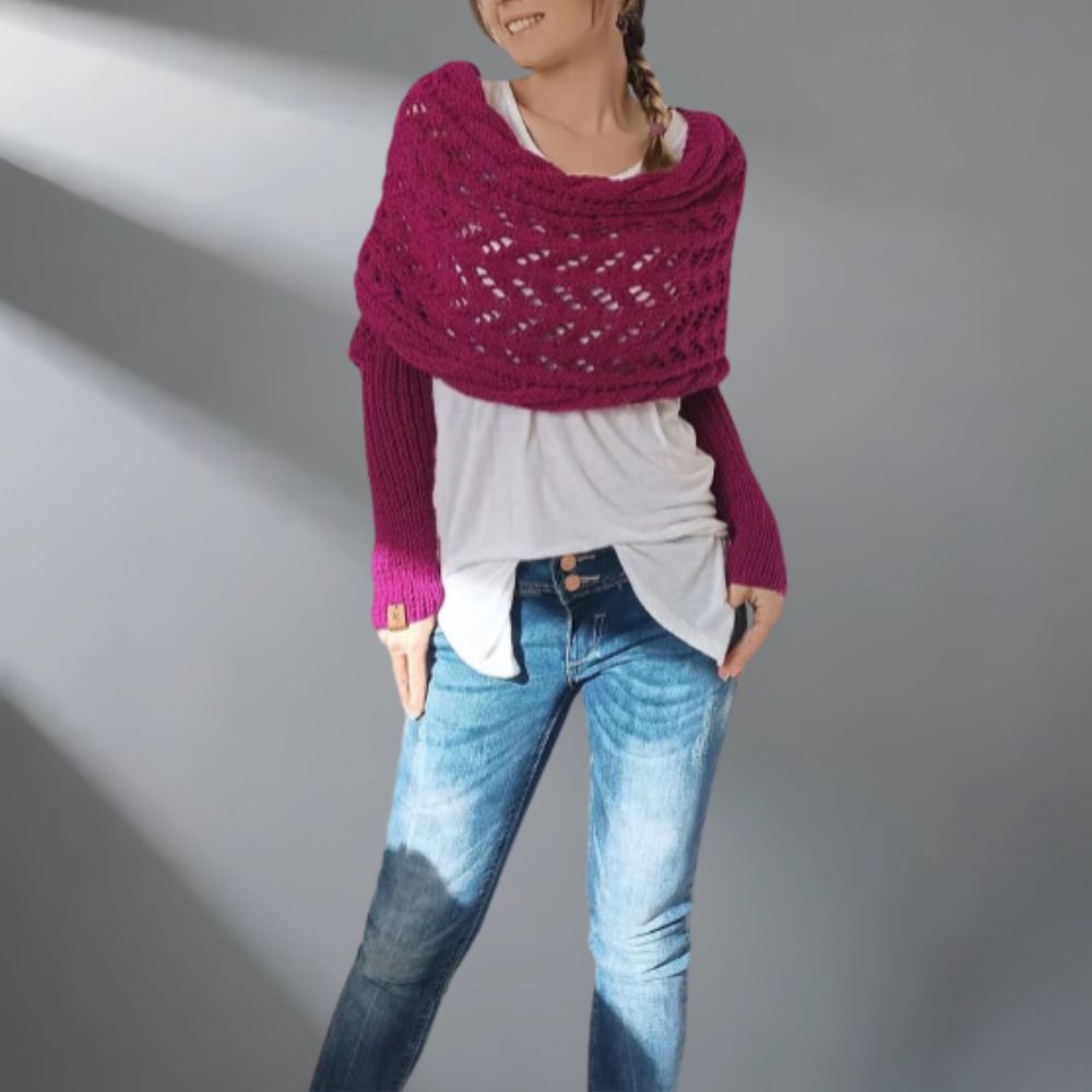 Alfhild | Strikket Poncho med Unikt Preg