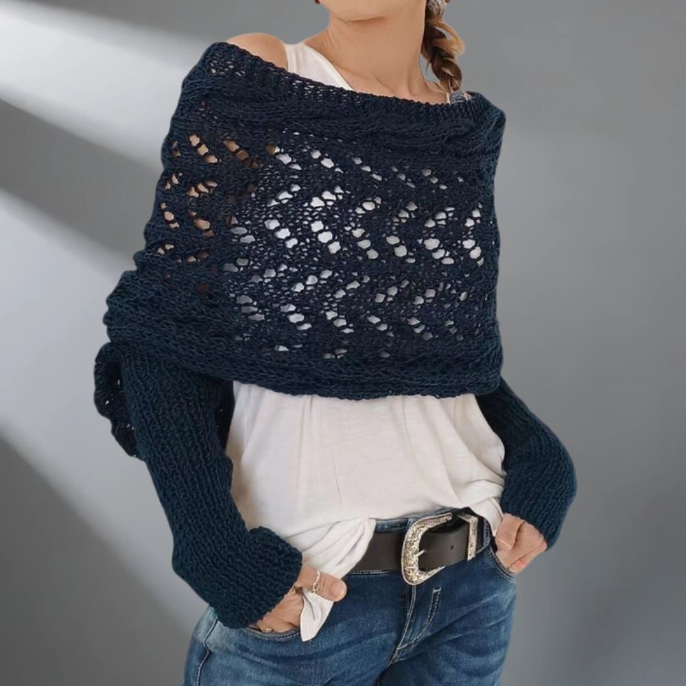 Alfhild | Strikket Poncho med Unikt Preg