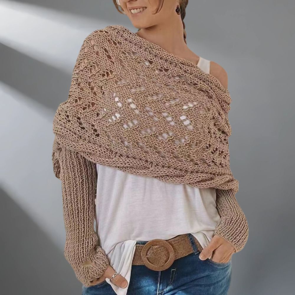 Alfhild | Strikket Poncho med Unikt Preg