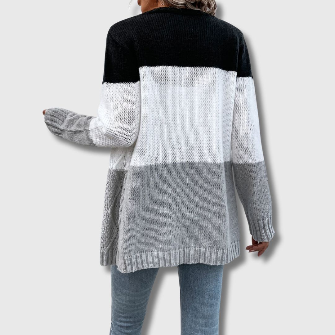 Solveig | Elegant Strikkegenser med Tidløs Passform