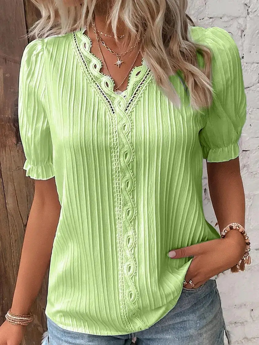 Mélissa | Elegant Bluse med Delikate Detaljer