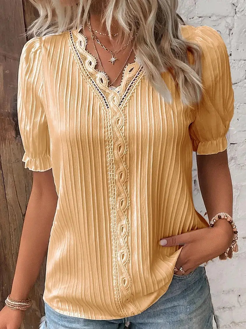 Mélissa | Elegant Bluse med Delikate Detaljer
