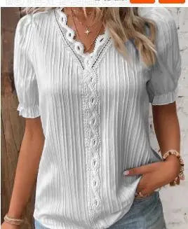Mélissa | Elegant Bluse med Delikate Detaljer