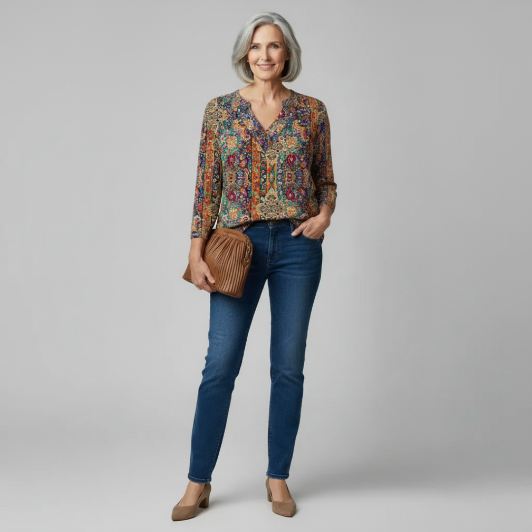 Alfhildr | Avslappet Bluse med Elegant Mønster