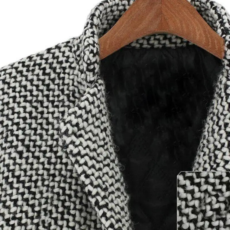 Martha | Klassisk Jakke med Strukturert Design
