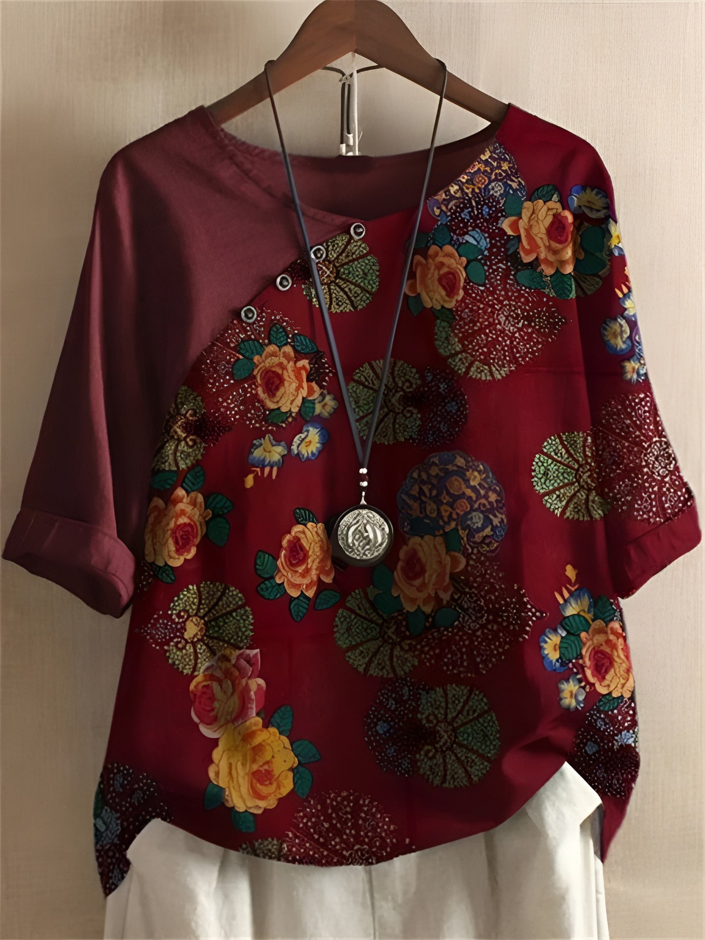 Gudbjørg | Kortermet Bluse med Blomsterprint