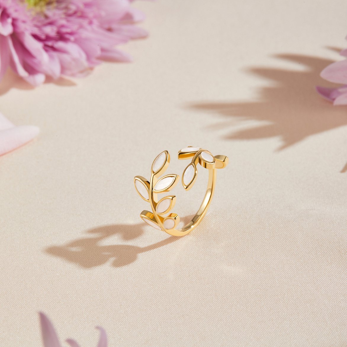 Solange | Goldblatt Ring