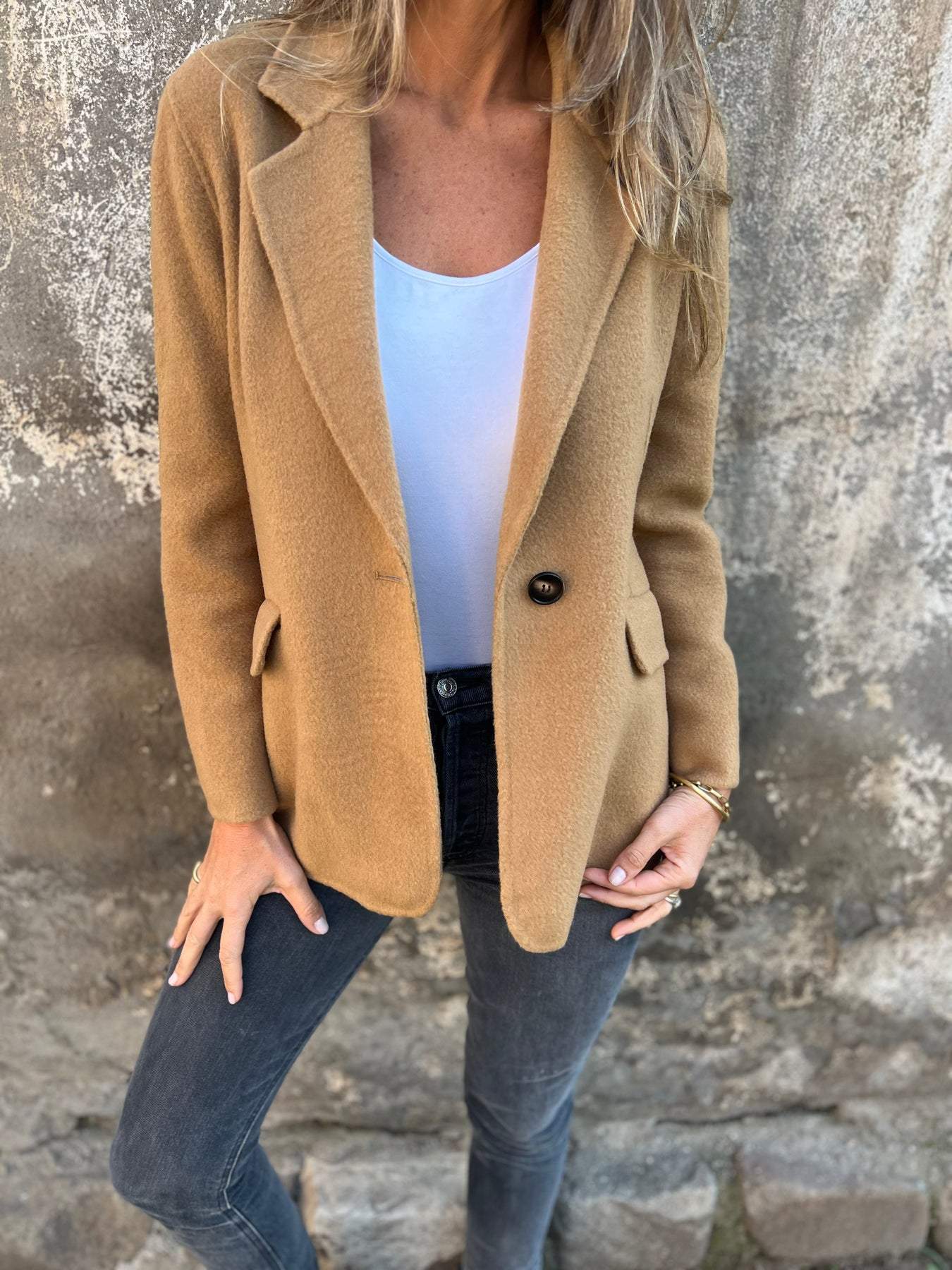 Lene | Elegant Jakke med Strukturert Preg