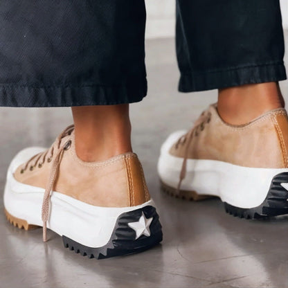 Hallnyra | Trendy Sneakers med Tykk Såle