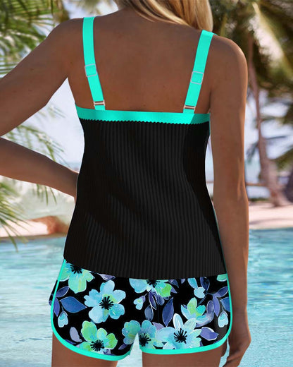 Sophie | Elegant svart tankini med vakre blomster og matchende strandbukse