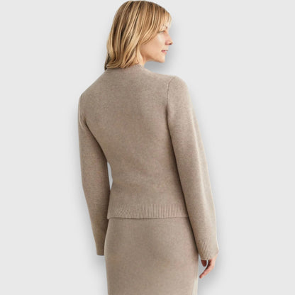 Ragnhild | Elegant Cardigan med Klassiske Knapper