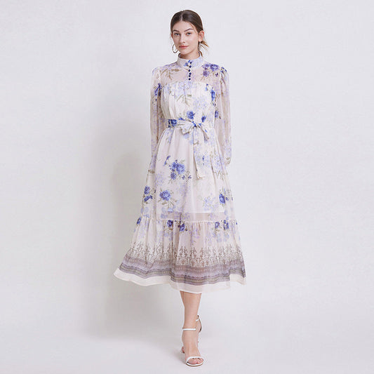 ZEHLIA – ELEGANT BLOMSTRET CHIFFONKJOLE