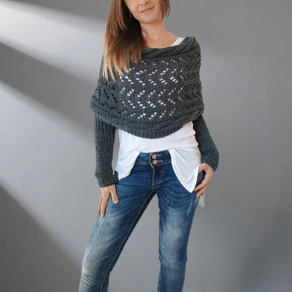 Alfhild | Strikket Poncho med Unikt Preg