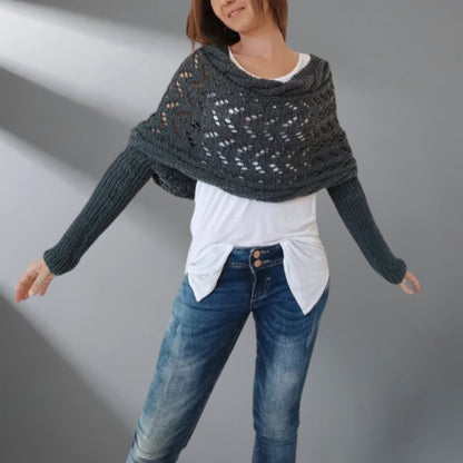 Alfhild | Strikket Poncho med Unikt Preg