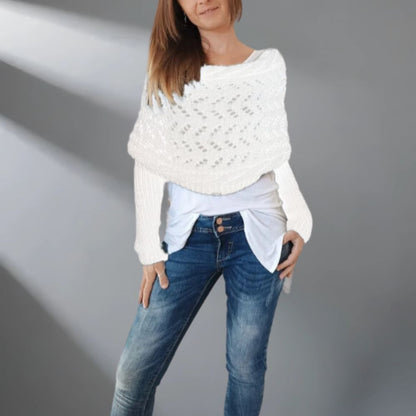 Alfhild | Strikket Poncho med Unikt Preg