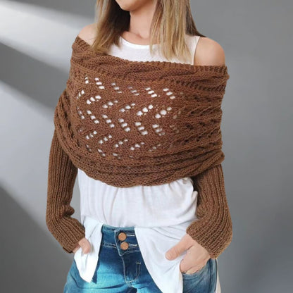 Alfhild | Strikket Poncho med Unikt Preg