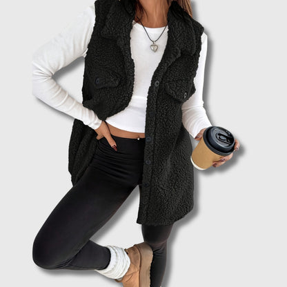 Oda | Vest med Krage og Eleganse
