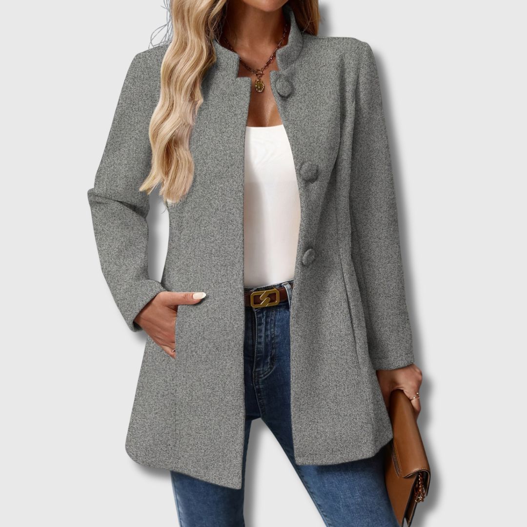 Thale | Elegant Lang Knappelukket Jakke