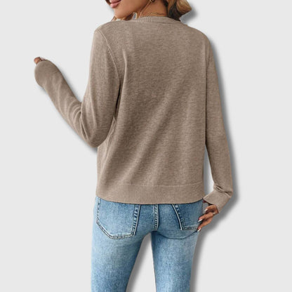 Johanne | Klassisk Cardigan med Perleknapper