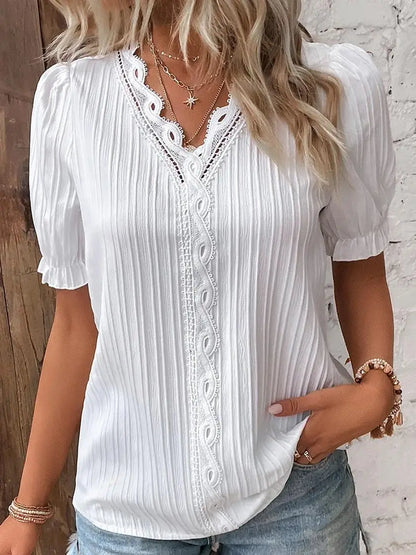Mélissa | Elegant Bluse med Delikate Detaljer