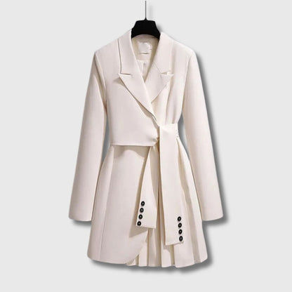 Gudrun | Trenchcoat Dame
