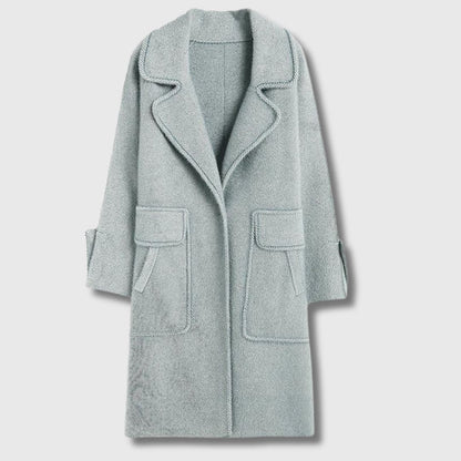 Gerd | Trenchcoat Dame