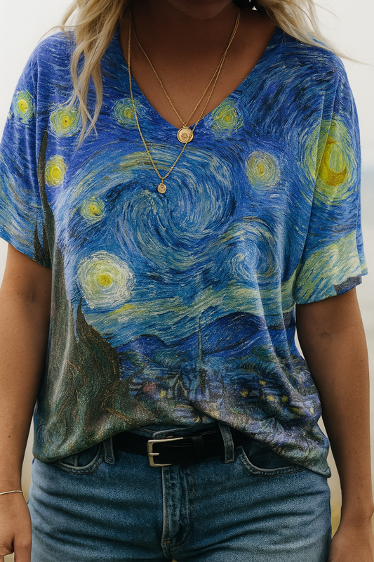 Arna | Van Gogh Stjernehimmel T-skjorte med trykk og V-hals