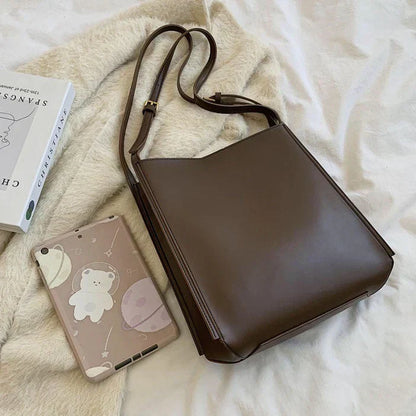 Clara | Minimalistisk Toteveske
