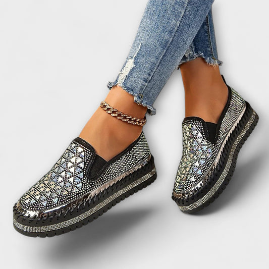 Vada | Slip-ons med luksuriøst glansmønster