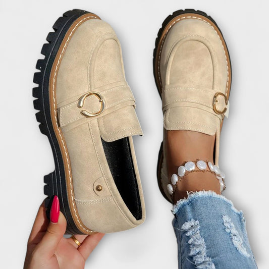 Poet | Loafers med gullspenne