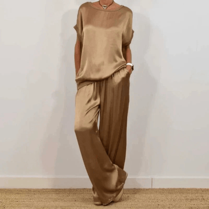 Helle | Elegant sett i mykt satenglook