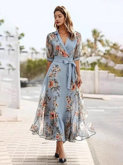 ORIELA – ELEGANT V-HALS KJOLE