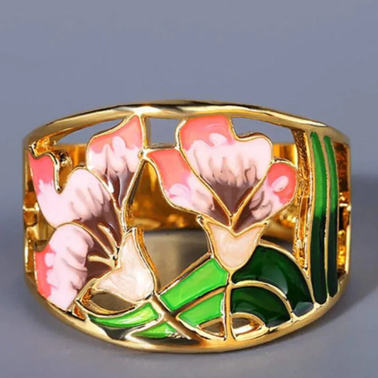Haisley – Gylden Emalje Blomster Ring